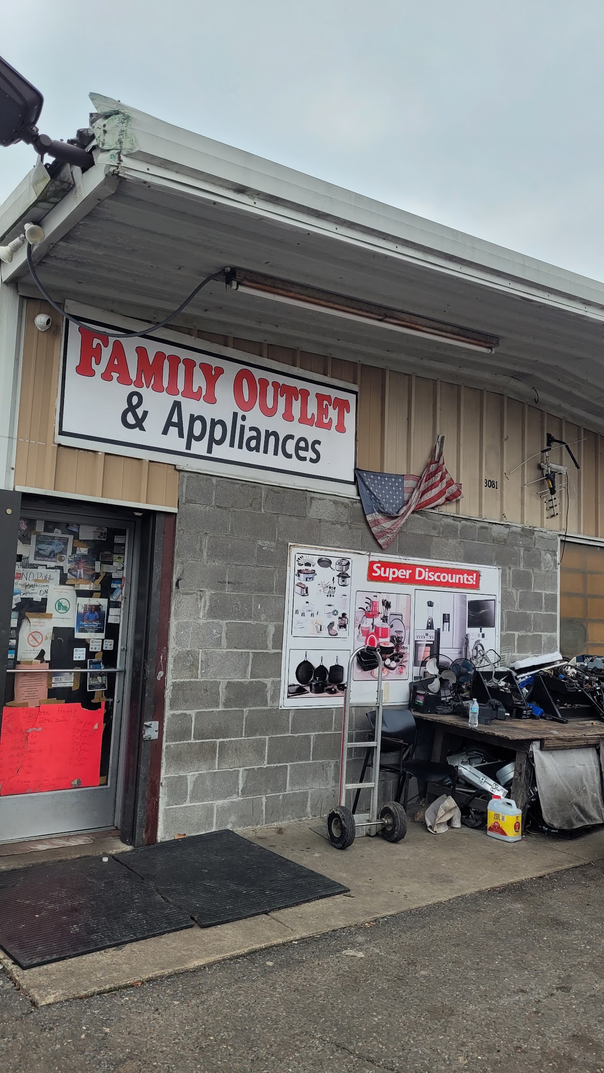 Family Outlet & Appliances