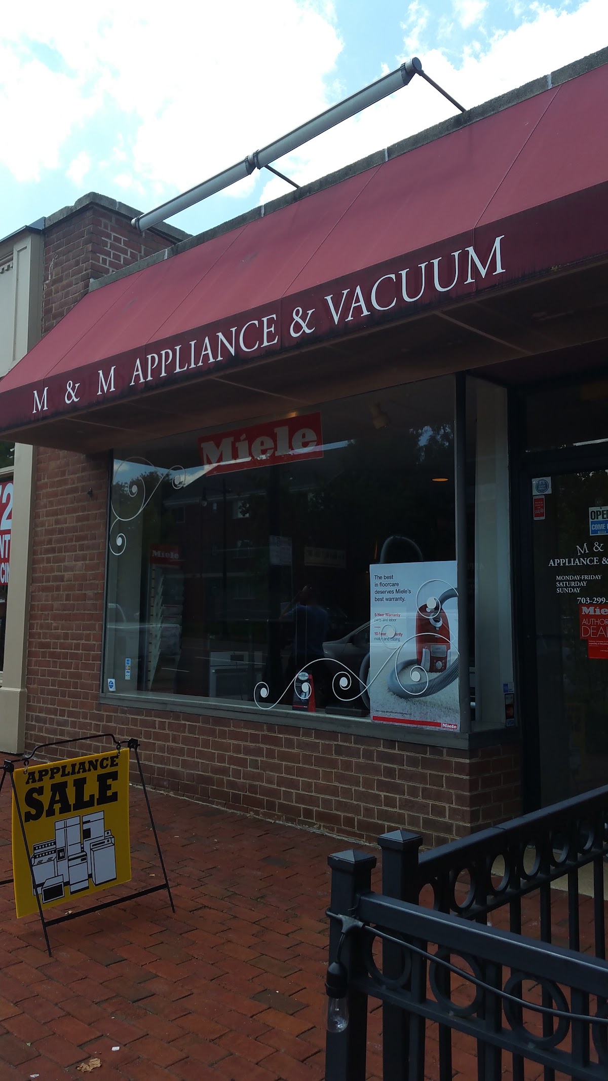 M & M Appliance & Vacuum