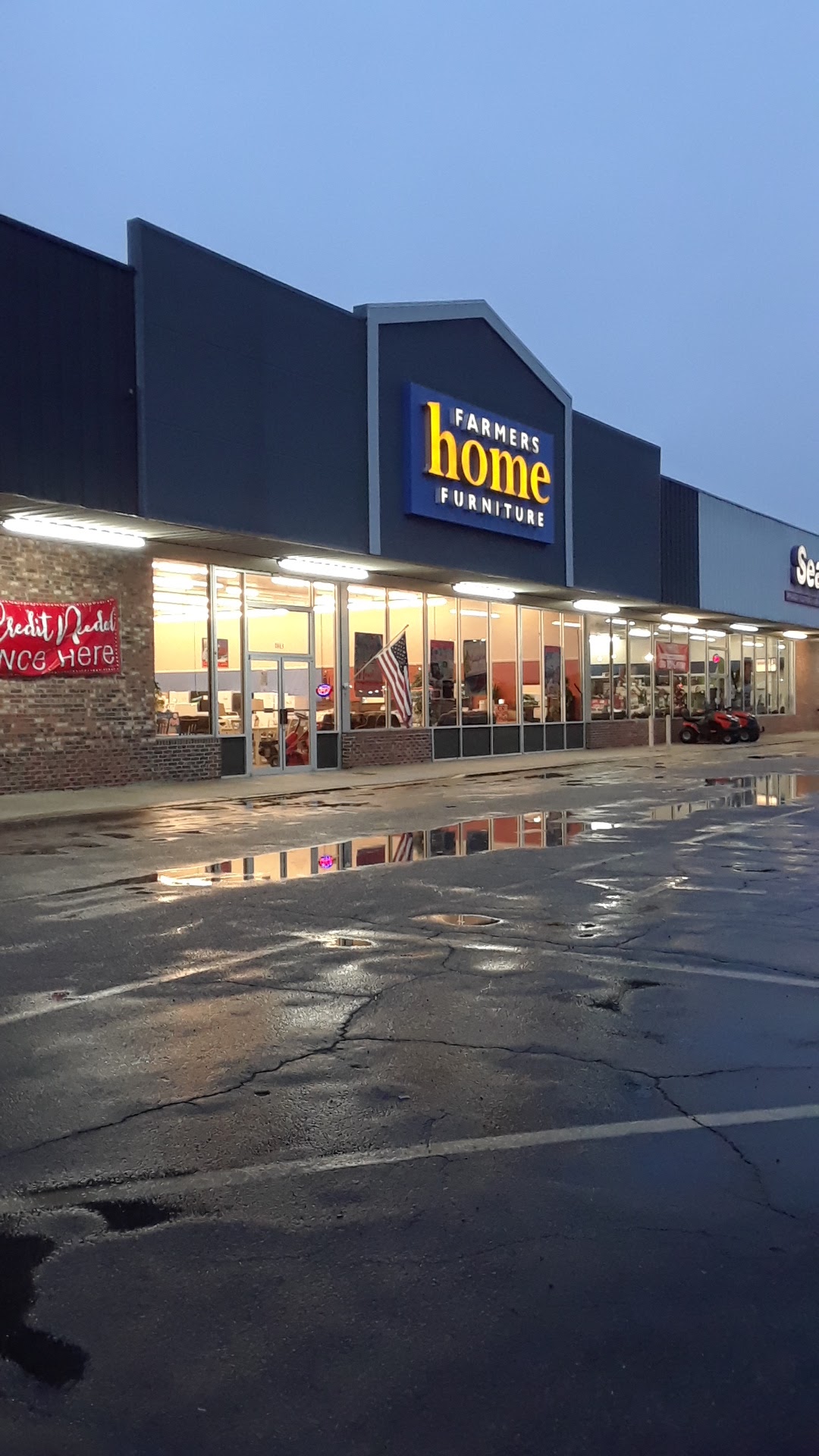 Farmers Home Furniture | Moncks Corner, SC