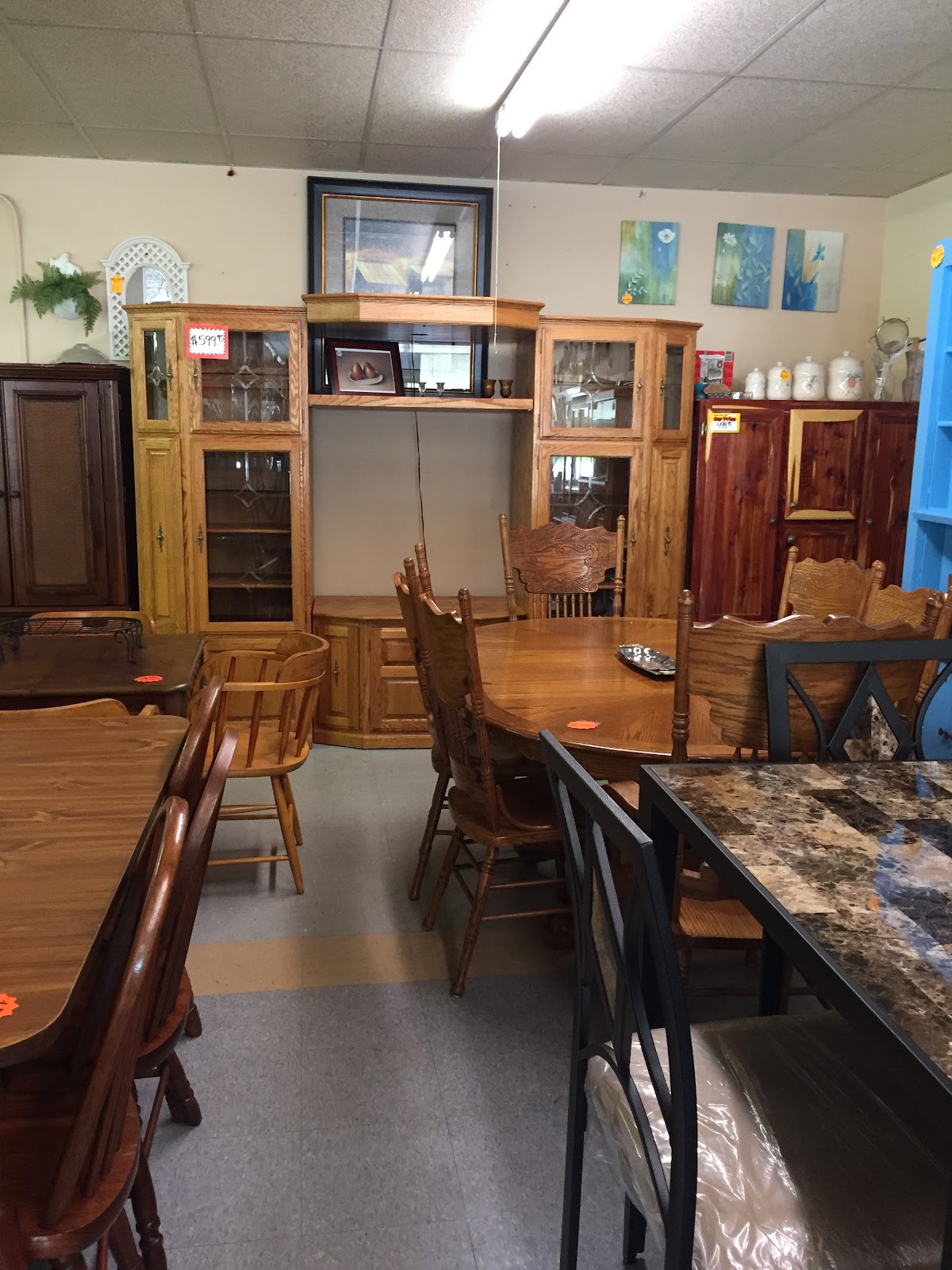 Mary's Used Furniture and Appliances