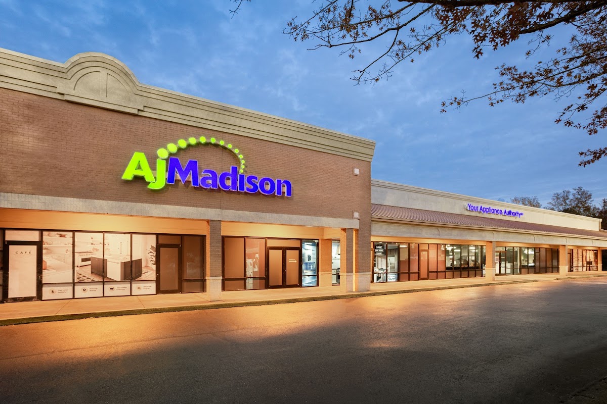 AJ Madison Home & Kitchen Appliances Showroom